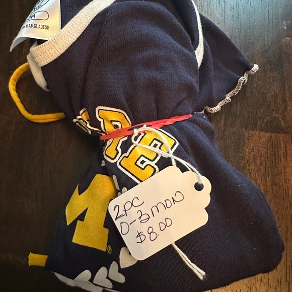 University of Michigan 2 pc set - Picture 2 of 2